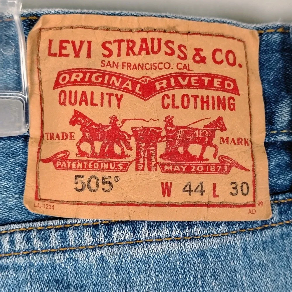 Levis 505 Straight Fit Mens Blue Denim Jeans‎ 44x30 Hemmed to 26.5 Inseam Medium